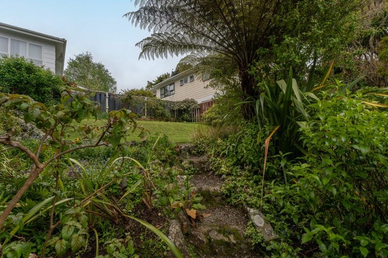 Photo of property in 115 Oriel Avenue, Tawa, Wellington, 5028