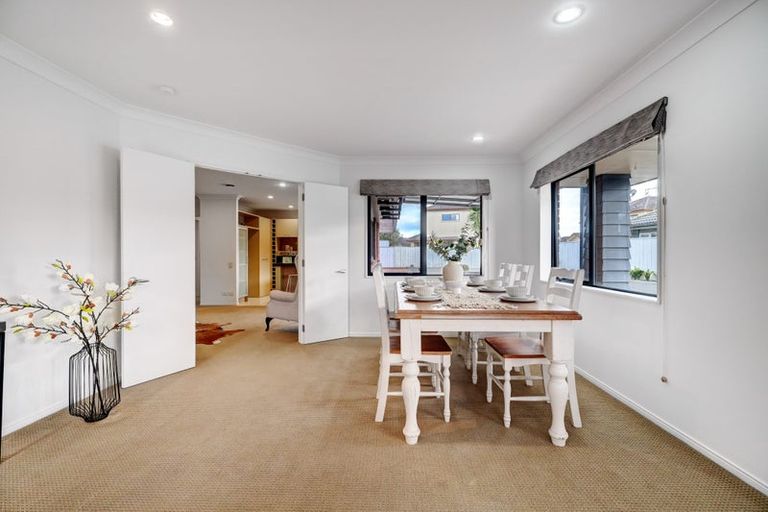 Photo of property in 16 Turnberry Drive, Wattle Downs, Auckland, 2103