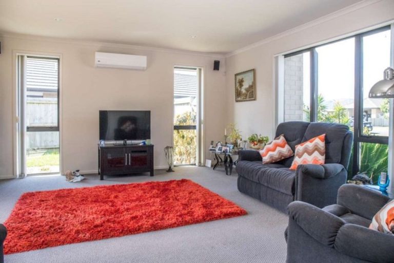 Photo of property in 1 Sando Way, One Tree Point, 0118