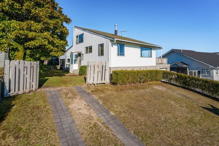 Photo of property in 4 Battersea Place, Richmond Heights, Taupo, 3330