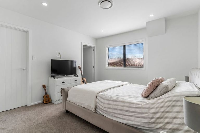 Photo of property in 29a Patons Road, Howick, Auckland, 2014