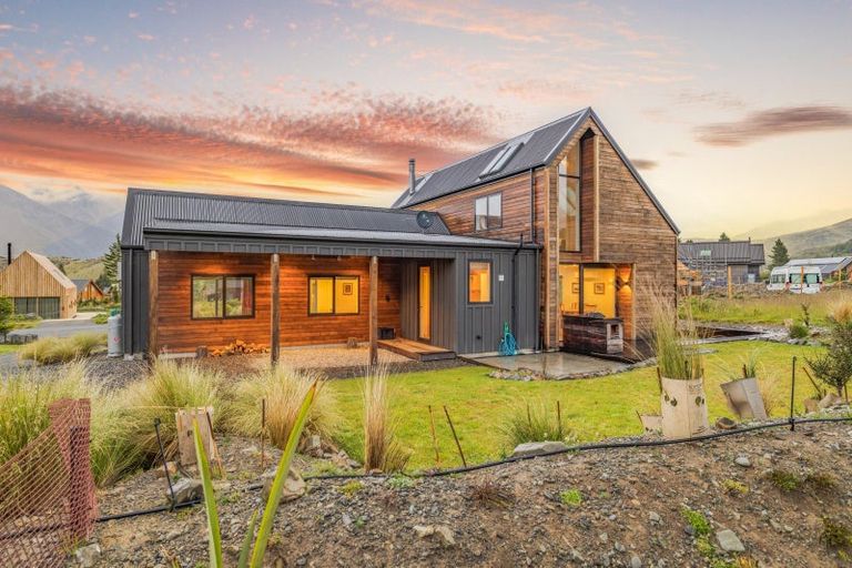 Photo of property in 50 Luge Loop, Castle Hill, 7580