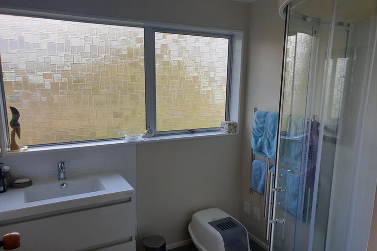 Photo of property in 14 Lone Tree Grove, Kelson, Lower Hutt, 5010