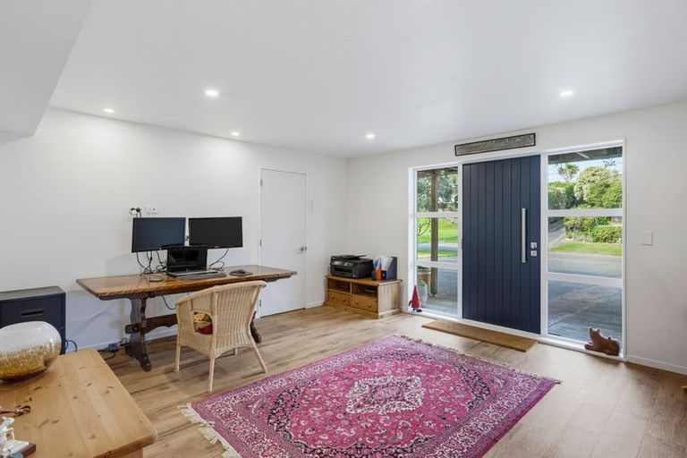 Photo of property in 7 Kahu Road, Otaihanga, Paraparaumu, 5036