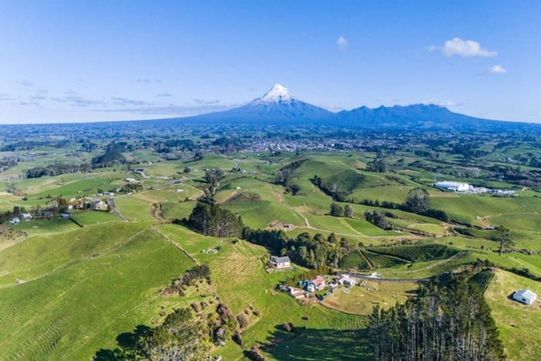 Photo of property in 813 Wortley Road, Waiongana, Inglewood, 4389