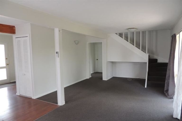 Photo of property in 7 Wilkie Place, Greenmeadows, Napier, 4112