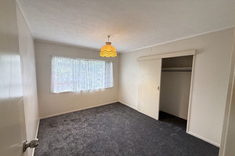Photo of property in 2/25 Overton Road, Papatoetoe, Auckland, 2025