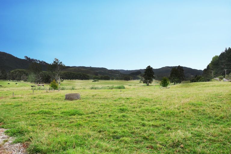 Photo of property in 805 Woodcocks Road, Kaipara Flats, Warkworth, 0981