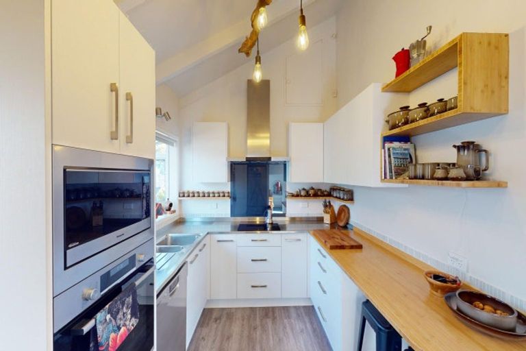 Photo of property in 43 Kahukura Avenue, Waitarere Beach, Levin, 5510