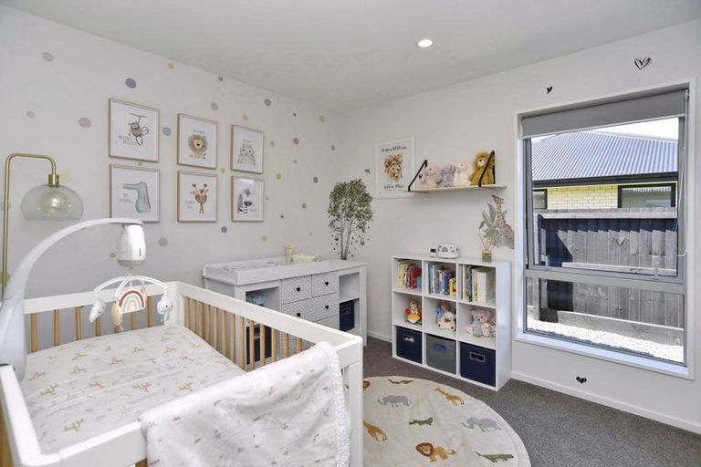 Photo of property in 6 Fearne Drive, Woodend, 7610