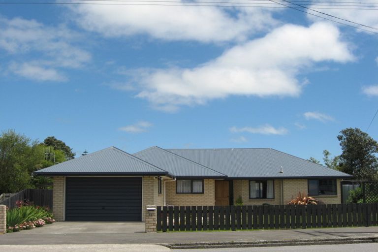 Photo of property in 48 Derby Street, Westport, 7825