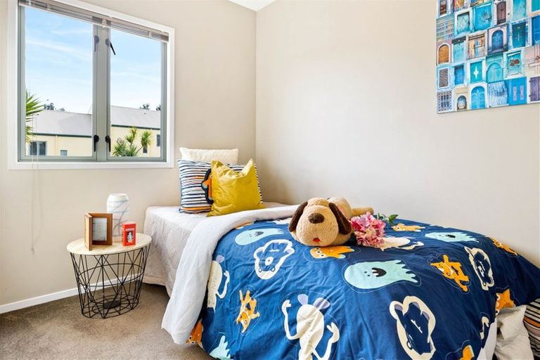 Photo of property in 7 Mt Lebanon Lane, Henderson, Auckland, 0612