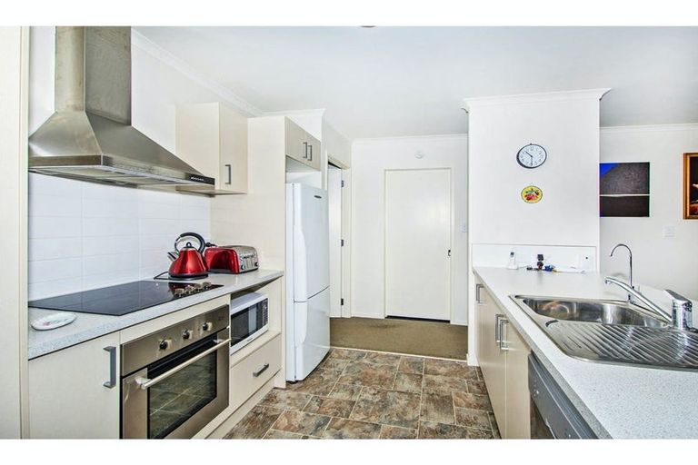 Photo of property in 83 Ridgeway Drive, Te Kamo, Whangarei, 0112