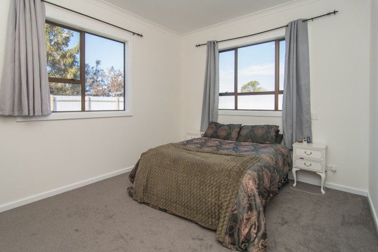 Photo of property in 24 Queen Street, Pareora, 7912