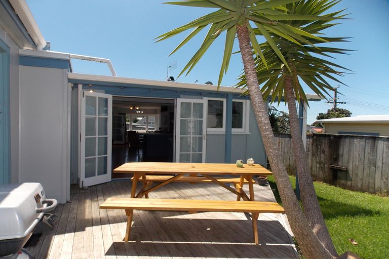 Photo of property in 3 Scarborough Road, Waihi Beach, 3611