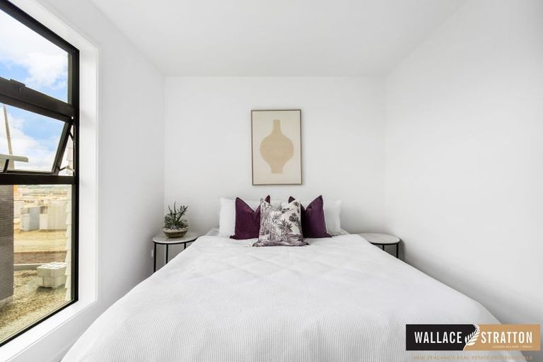 Photo of property in 148 Mcleod Road, Te Atatu South, Auckland, 0610