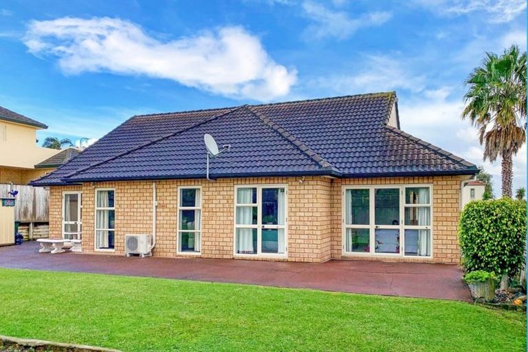 Photo of property in 20 Manara Place, The Gardens, Auckland, 2105