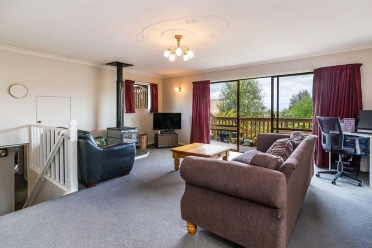 Photo of property in 83 Acacia Bay Road, Nukuhau, Taupo, 3330