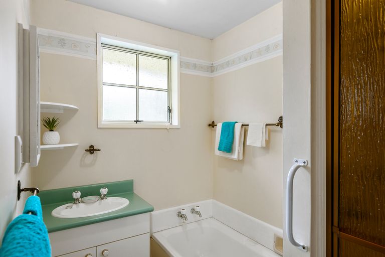 Photo of property in 3/23e Craven Street, Sockburn, Christchurch, 8042