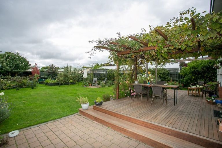 Photo of property in 102c Isleworth Road, Bishopdale, Christchurch, 8053