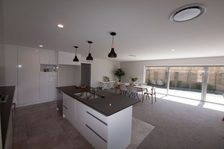 Photo of property in 6 Prestbury Grove, Churton Park, Wellington, 6037