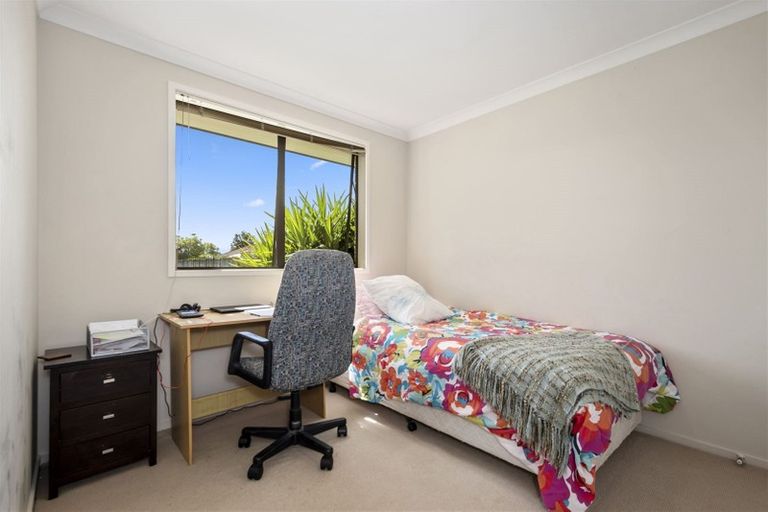 Photo of property in 10 Blossom Grove, Papamoa Beach, Papamoa, 3118