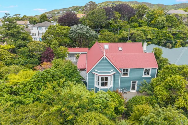 Photo of property in Glendaruel, 316 Karori Road, Karori, Wellington, 6012