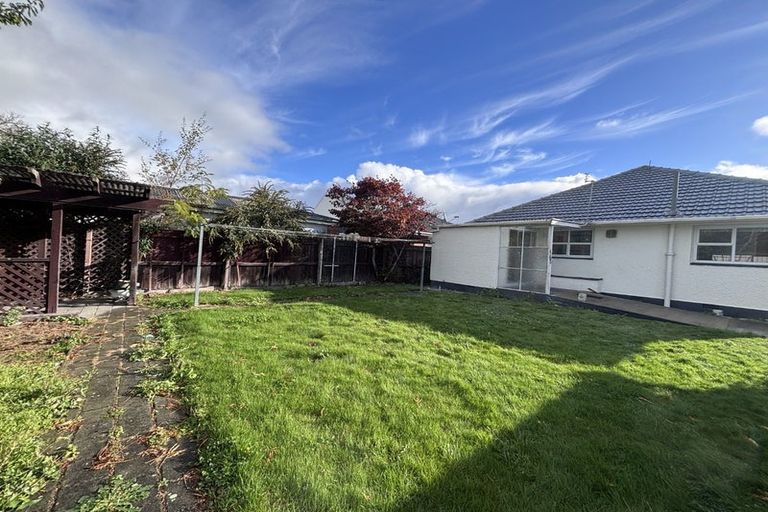 Photo of property in 8 Esperance Street, St Albans, Christchurch, 8052