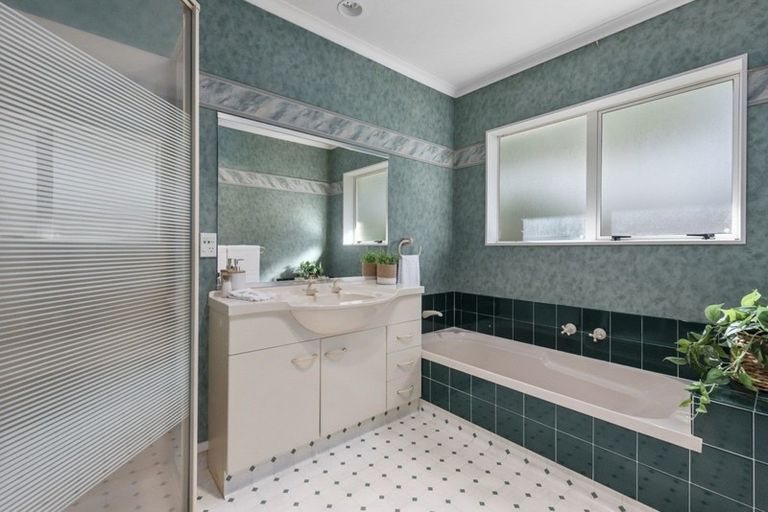 Photo of property in 38 Wakefield Drive, Bethlehem, Tauranga, 3110