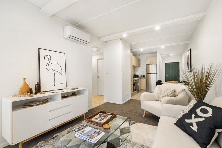 Photo of property in 301/9 East Street, Papakura, 2110