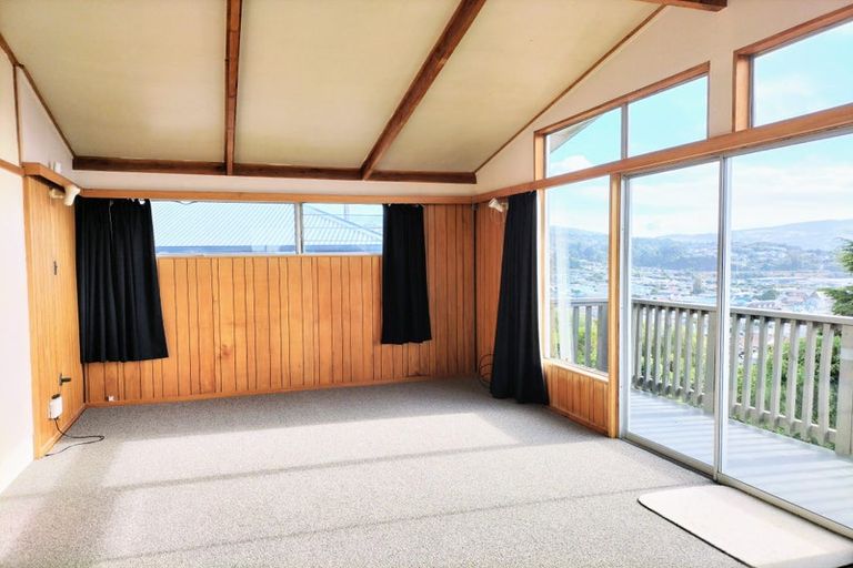 Photo of property in 67 Easther Crescent, Kew, Dunedin, 9012