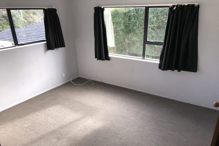 Photo of property in 2/25 Gazelle Avenue, Beach Haven, Auckland, 0626