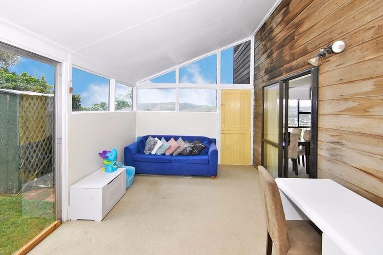 Photo of property in 60 Cunliffe Street, Churton Park, Wellington, 6037