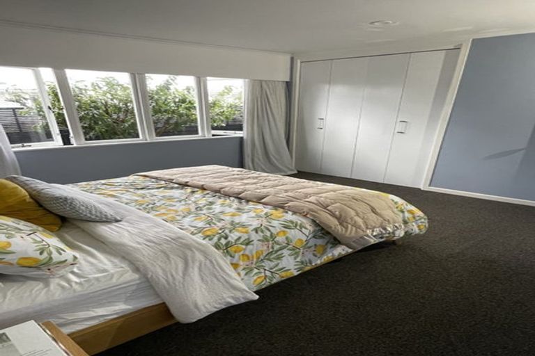 Photo of property in 2/10 Riverlea Avenue, Pakuranga, Auckland, 2010