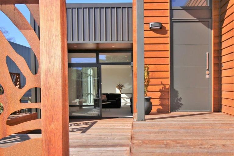 Photo of property in 14 Coach Road, Fairfield, Dunedin, 9018