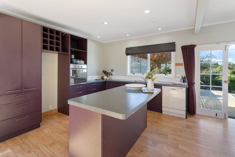 Photo of property in 411 Carrington Street, Upper Vogeltown, New Plymouth, 4310