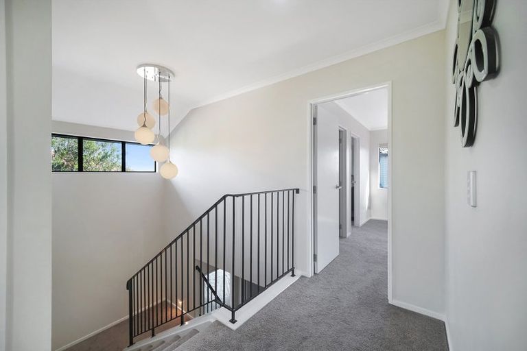 Photo of property in 43 Valderama Drive, Flat Bush, Auckland, 2019