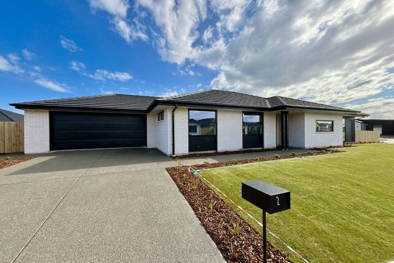 Photo of property in 2 Piopio Lane, Halswell, Christchurch, 8025