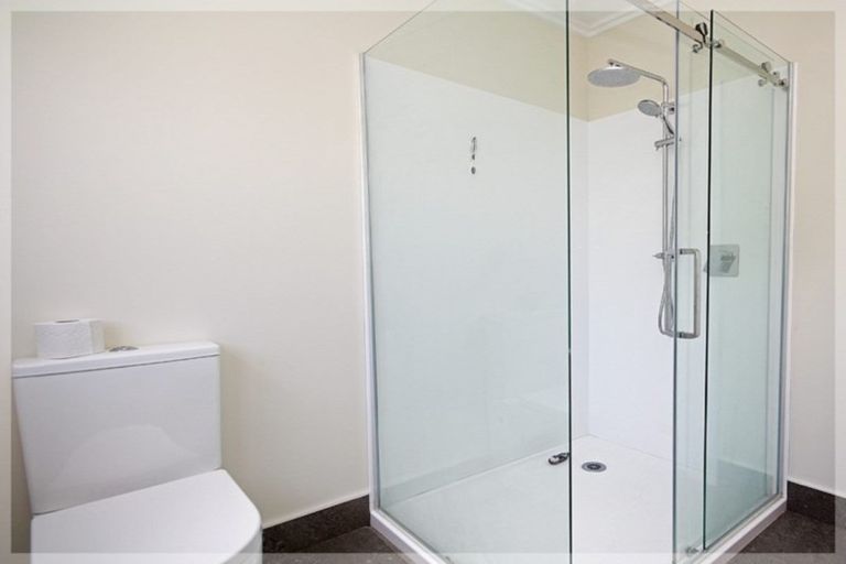 Photo of property in 42 Mckenzie Street, Levin, 5510