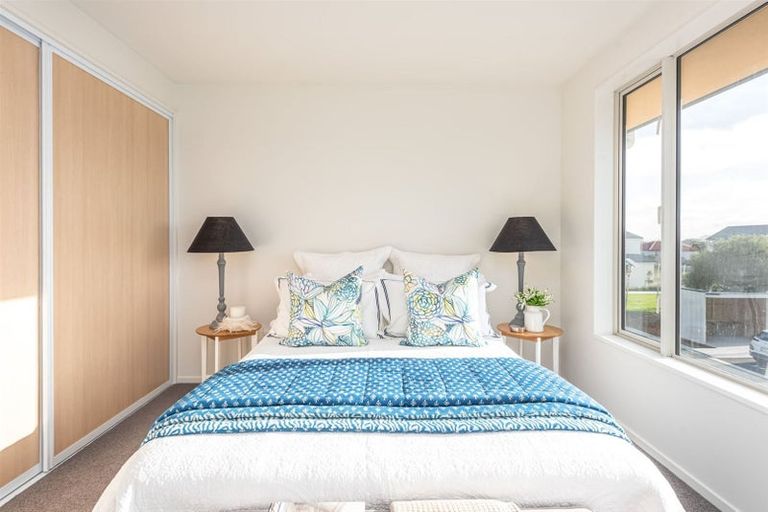 Photo of property in 136 Seaview Road, New Brighton, Christchurch, 8061