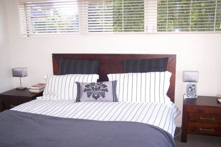 Photo of property in 7 Seymour Road, Mellons Bay, Auckland, 2014