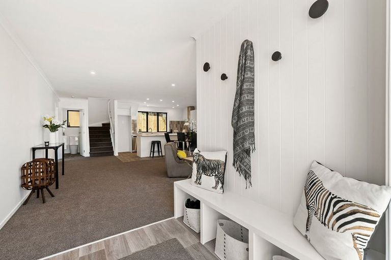 Photo of property in 30a Russell Road, Manurewa, Auckland, 2102