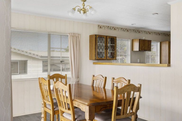 Photo of property in 63 Grace Crescent, Richmond Heights, Taupo, 3330