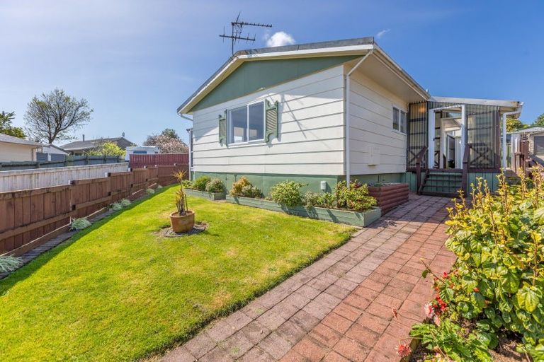 Photo of property in 29/1 Silvan Place, Bell Block, New Plymouth, 4312