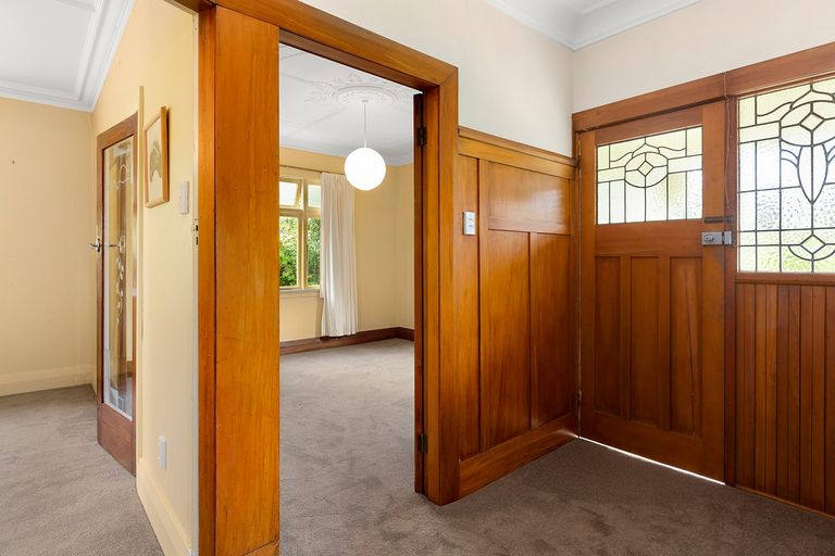 Photo of property in 24 Springhill Road, Mornington, Dunedin, 9011