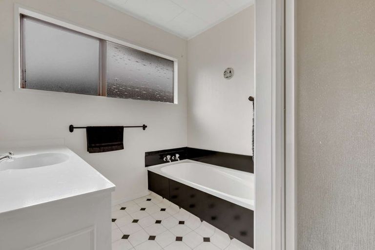 Photo of property in 33 Massey Street, Kawerau, 3127