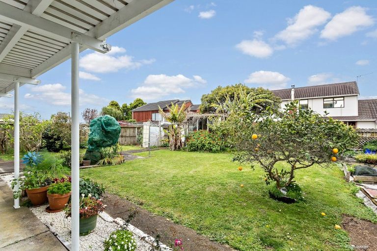 Photo of property in 81 Forrest Hill Road, Milford, Auckland, 0620