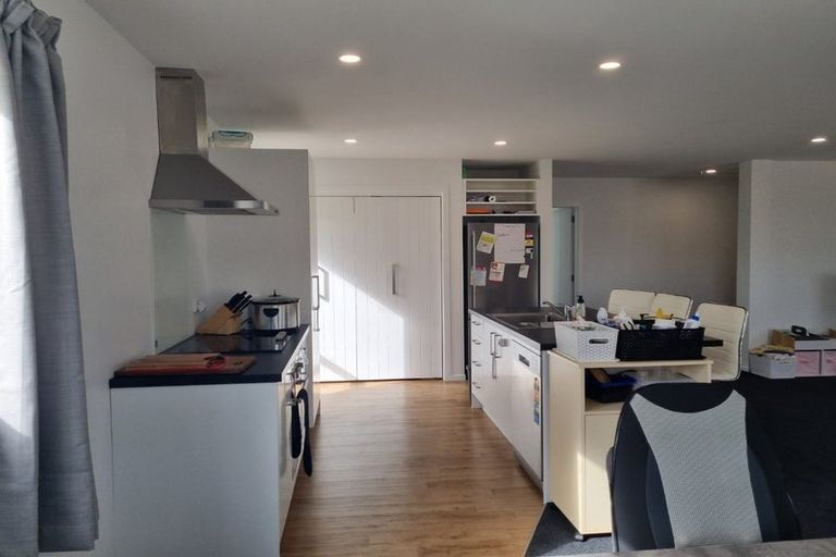 Photo of property in 7a Suffolk Place, Cannons Creek, Porirua, 5024