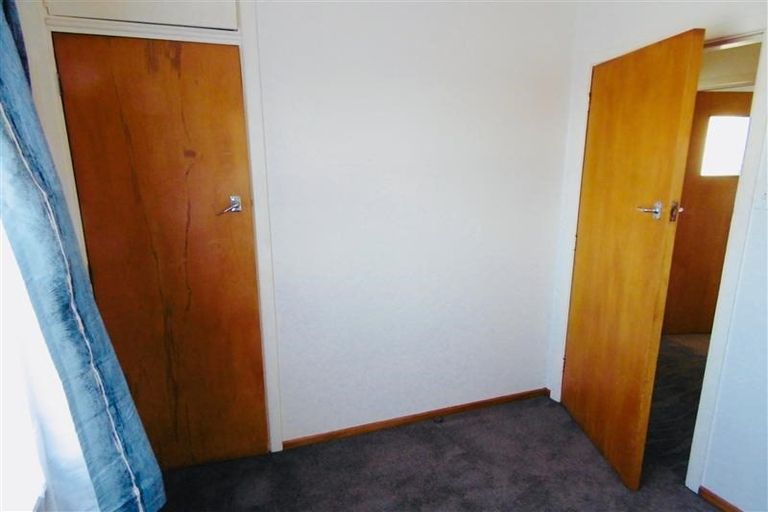 Photo of property in 19 Scott Street, Moturoa, New Plymouth, 4310