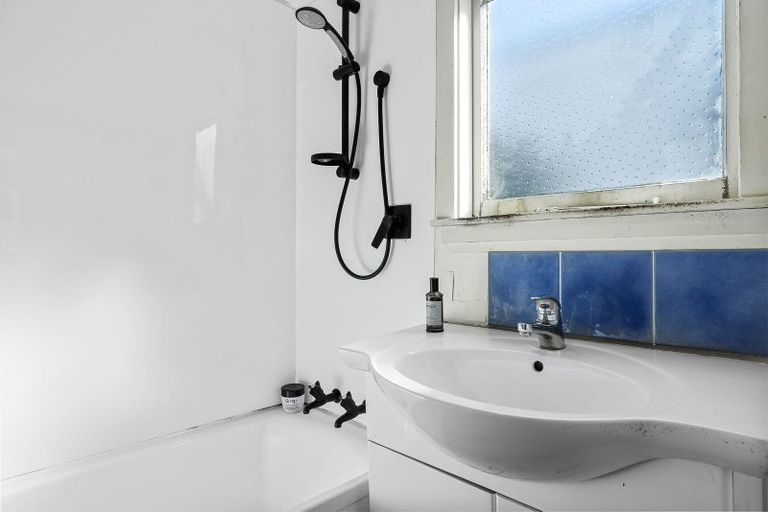 Photo of property in 1/43 Studholme Street, Somerfield, Christchurch, 8024